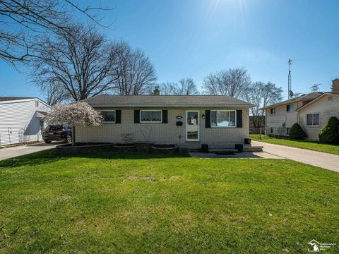 31583 Lafler Drive Rockwood City MI 48173