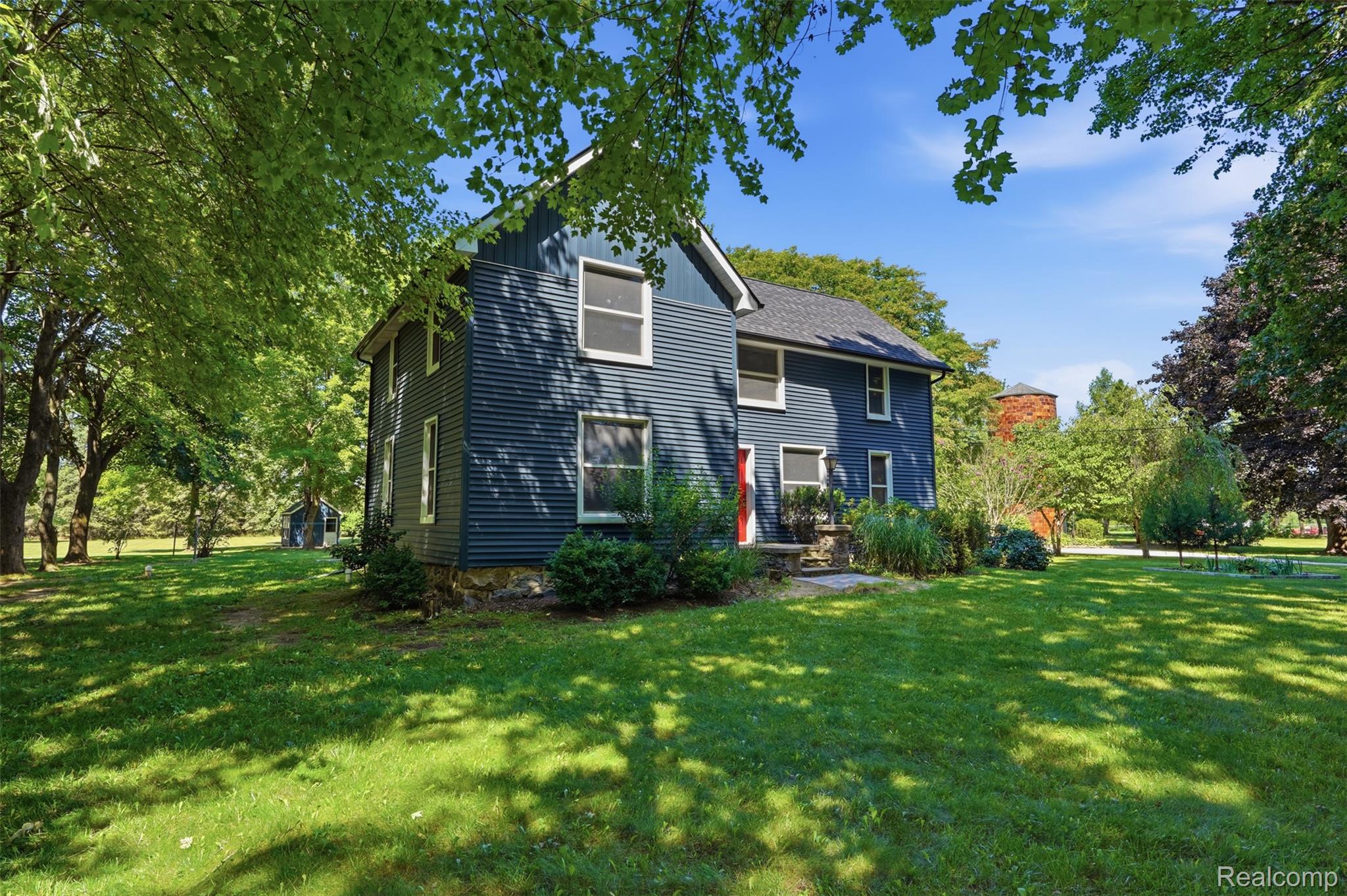 8880 Cedar Lake Road