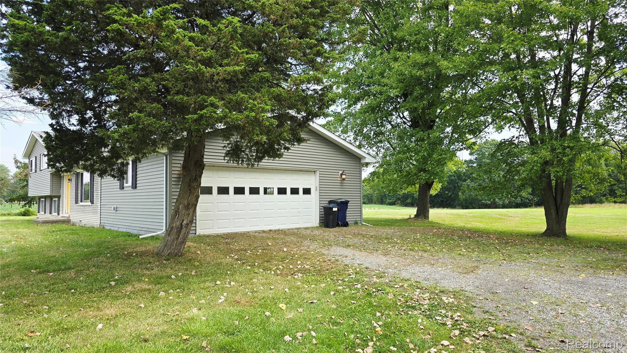 1695 Stoddard Road