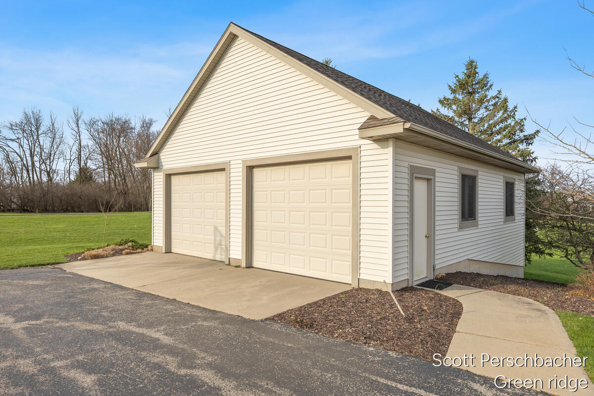 8847 Claire Court SE