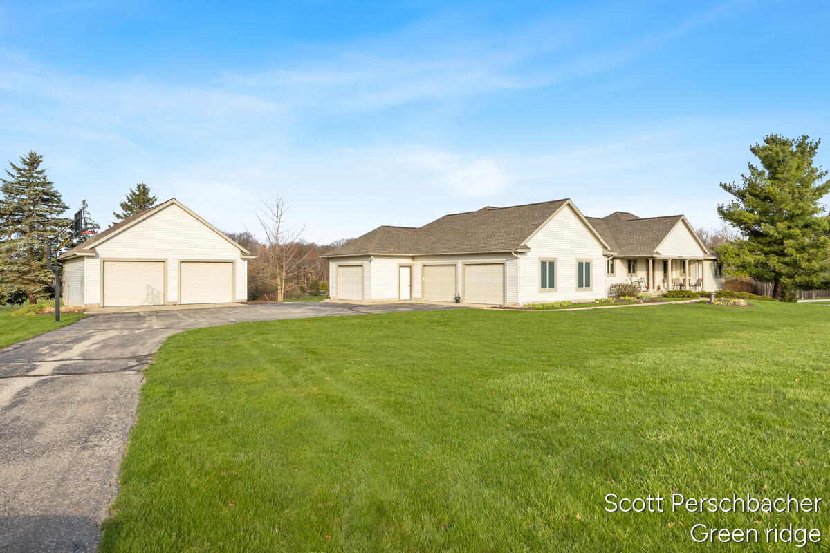 8847 Claire Court SE