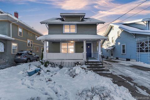 Photo of 511 N Martin Luther King Jr Boulevard, Lansing City, MI 48915 (MLS # 20251059930)