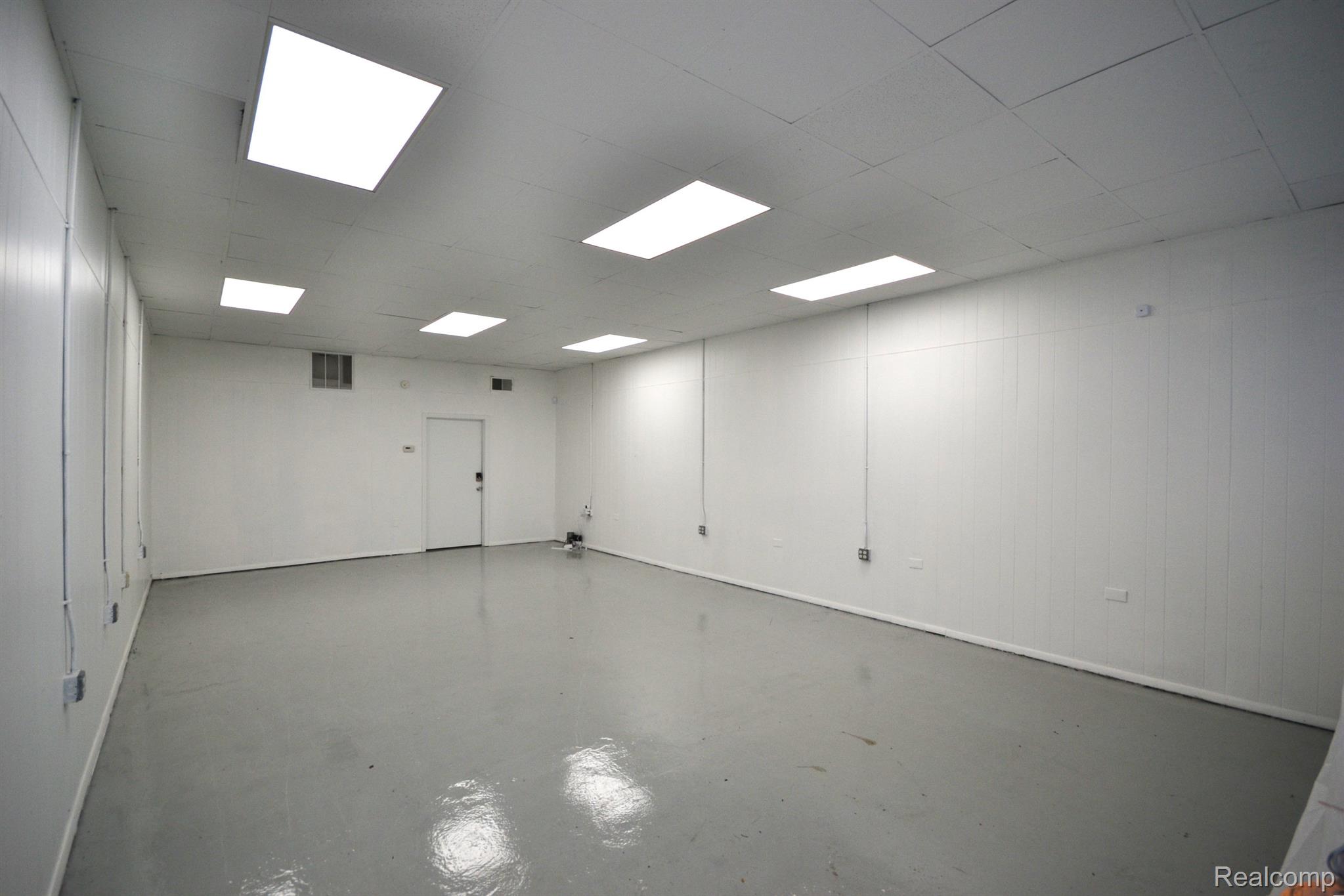 Hazel Park, Michigan 48030, United States, ,Residential,Active,25121