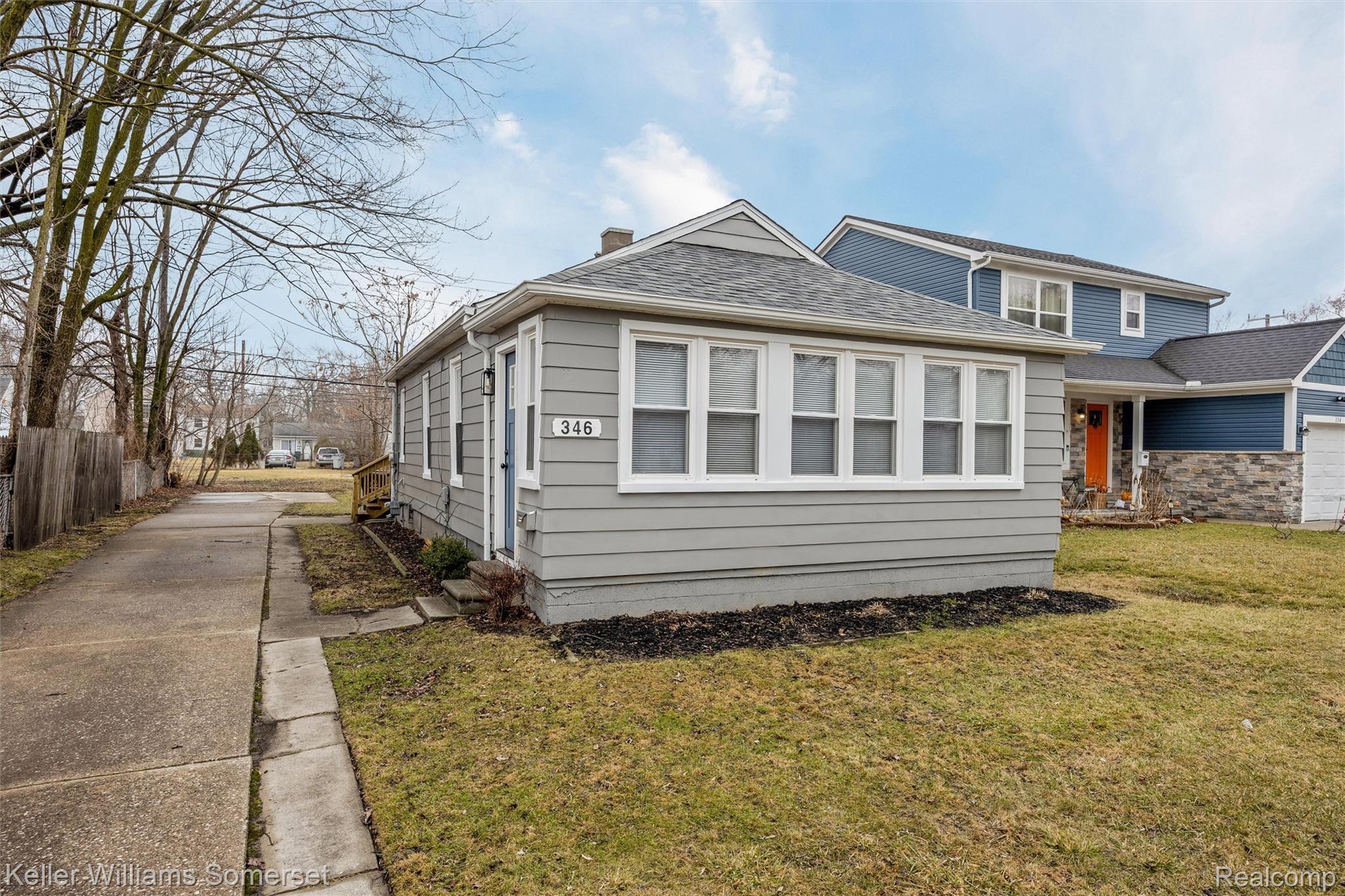 346 E Bernhard Avenue