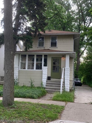 300 BAKER ST, ROYAL OAK, MI 48067 - Image e9e7ec76de1673c09af20f7cb6b86e9b/2677443423