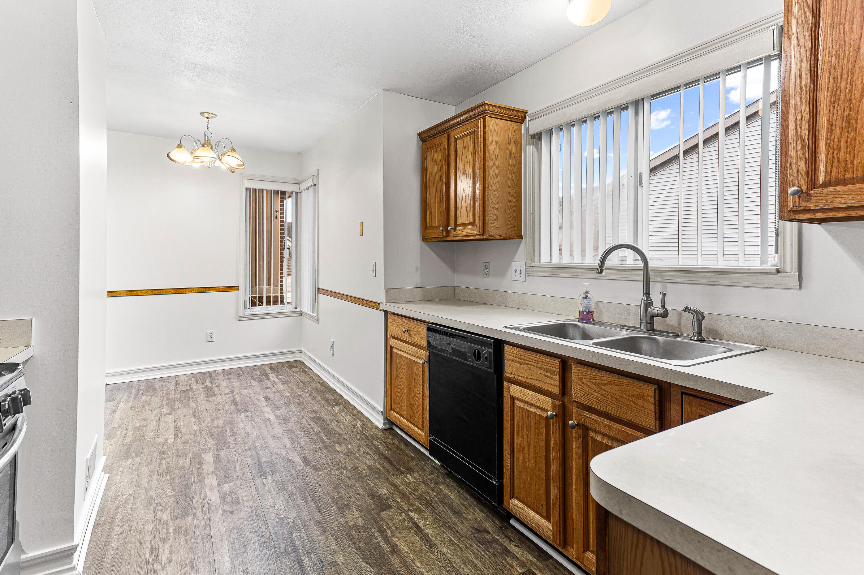 37176 Condor Ct Court