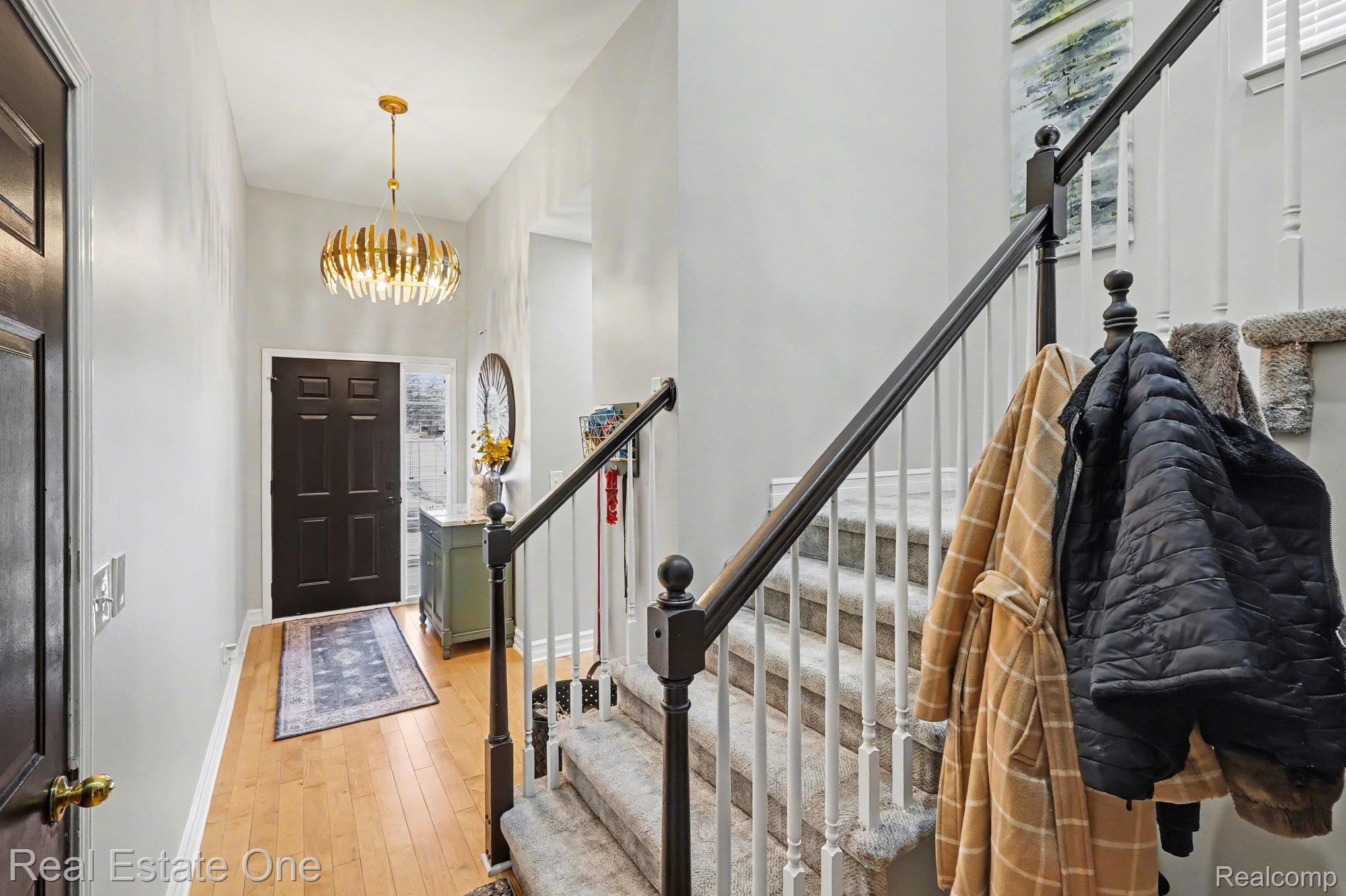 686 W Bluff Court 23