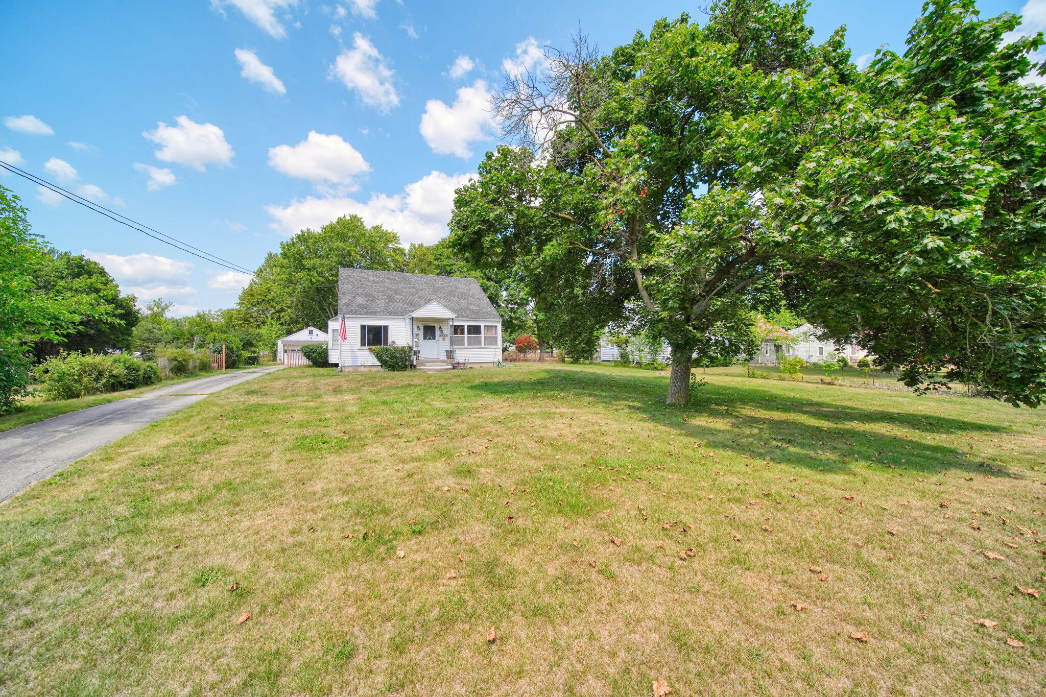 1418 Moore Road