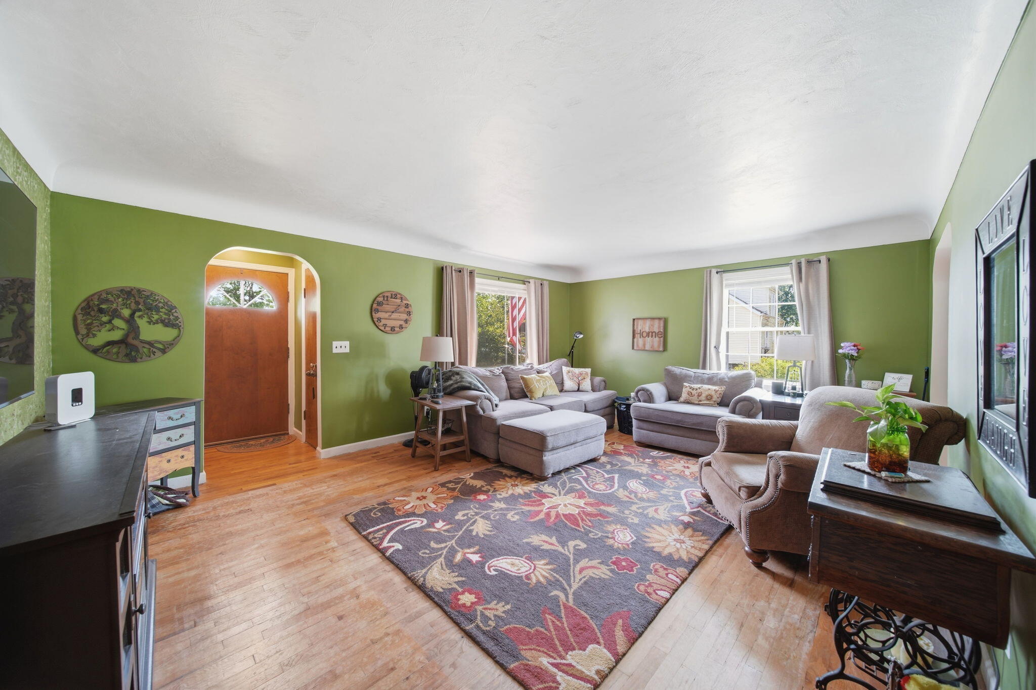 1418 Moore Road