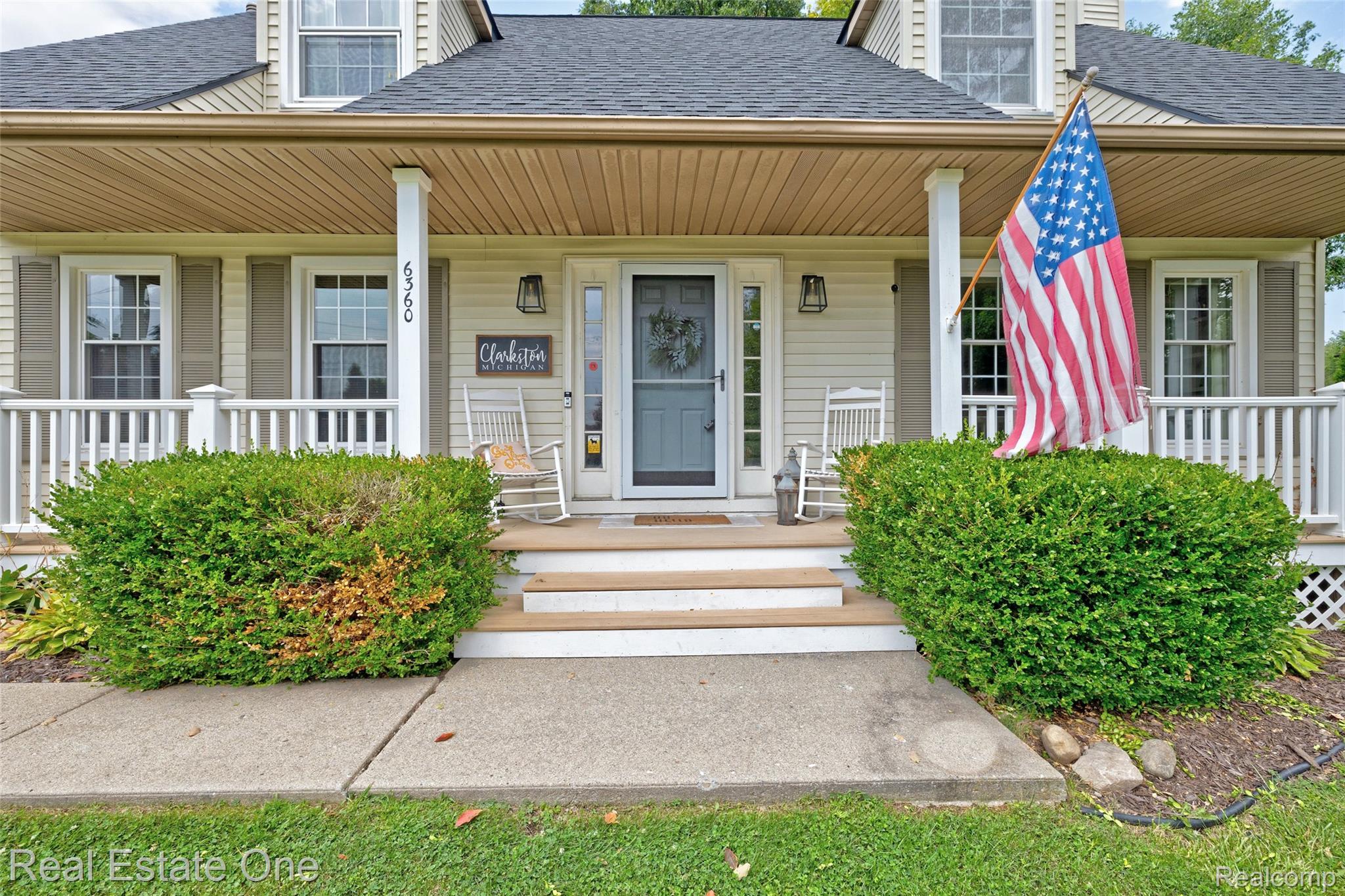 6360 Woodcrest Ridge