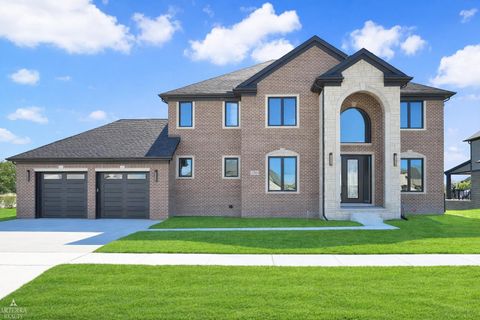 22064 Chaucer Court Macomb Township MI 48044