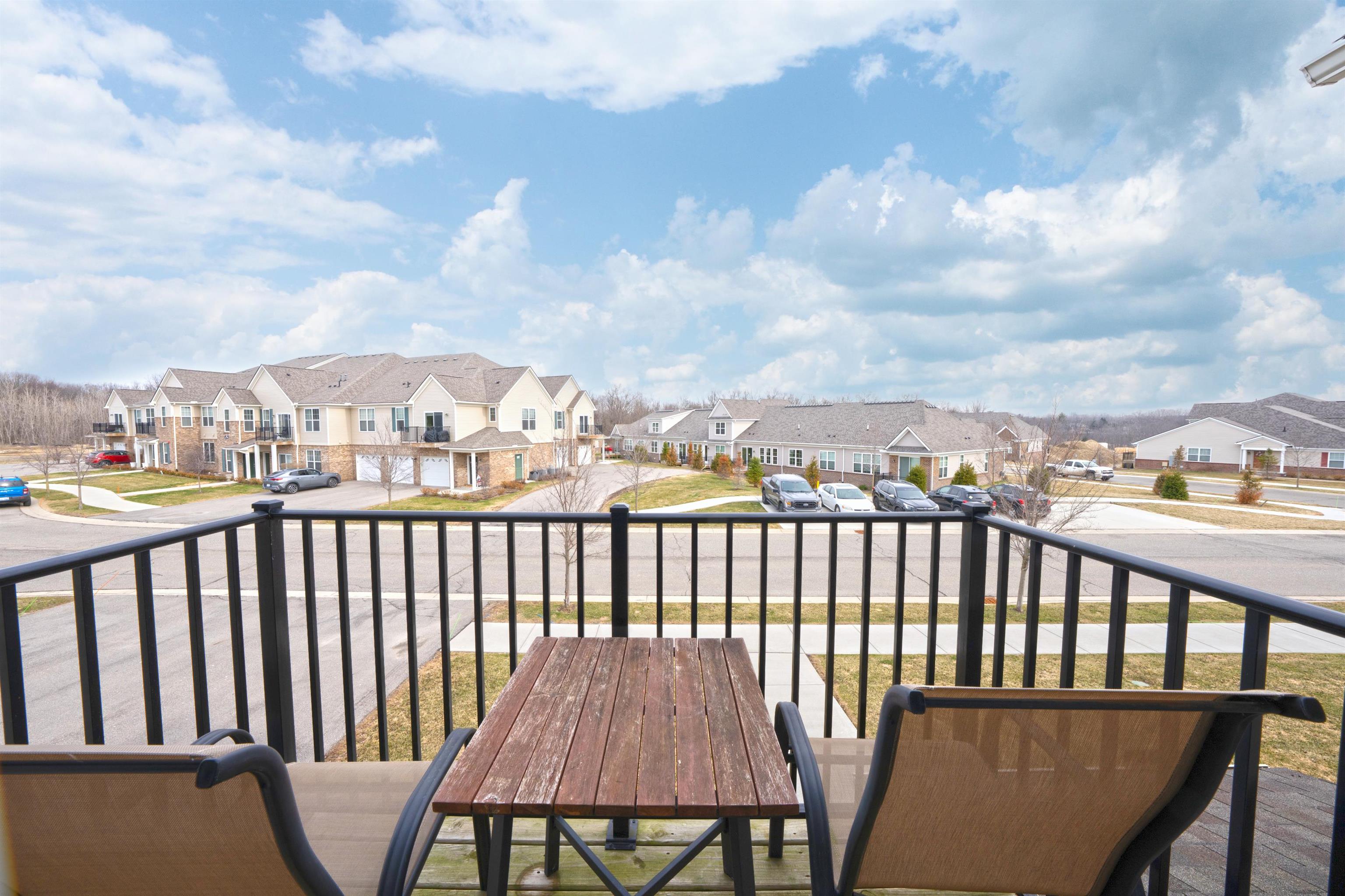 9836 Ridge Run Street