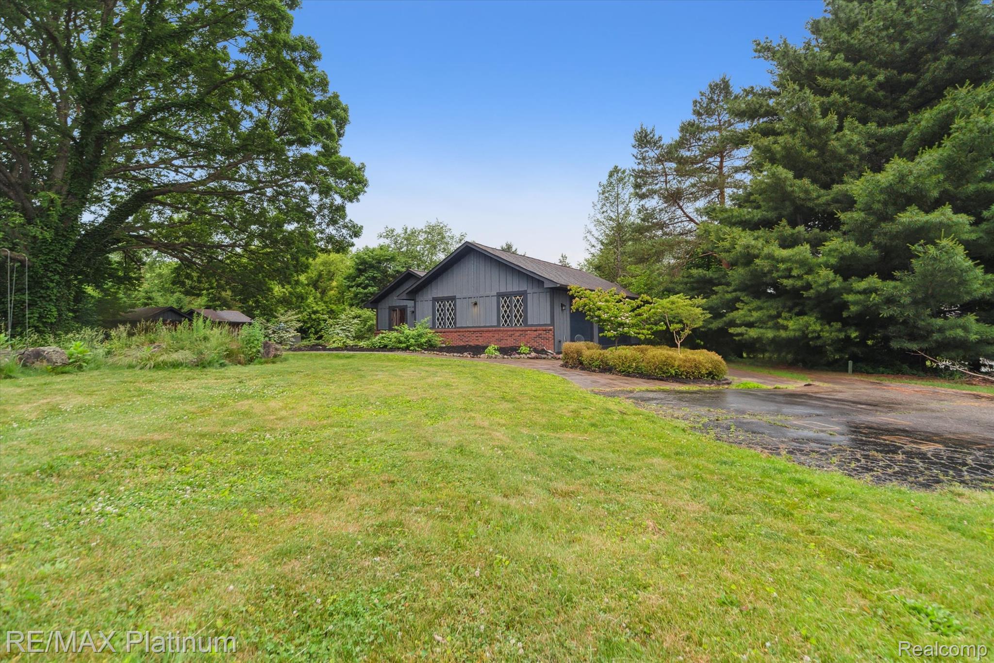 5152 Milroy Lane