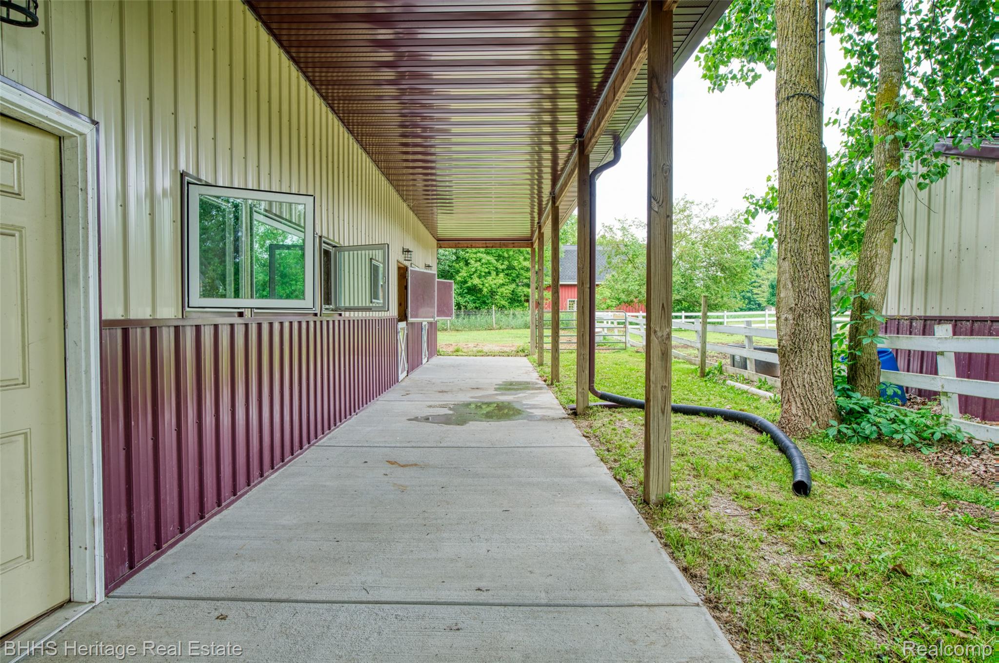 6952 Sharpe Road