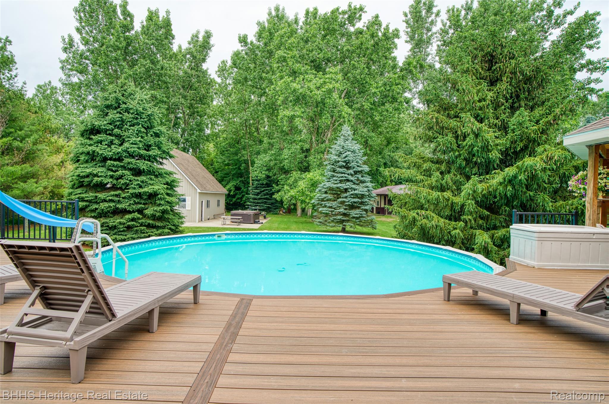 Handy Township, Michigan 48836, United States, 3 Bedrooms Bedrooms, ,4 BathroomsBathrooms,Residential,Active,161141