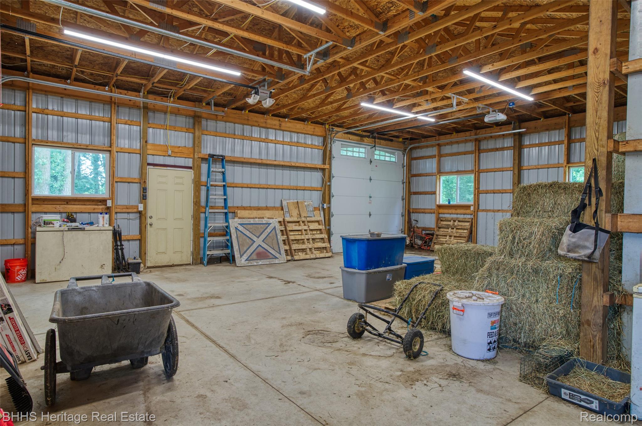 Handy Township, Michigan 48836, United States, 3 Bedrooms Bedrooms, ,4 BathroomsBathrooms,Residential,Active,161141