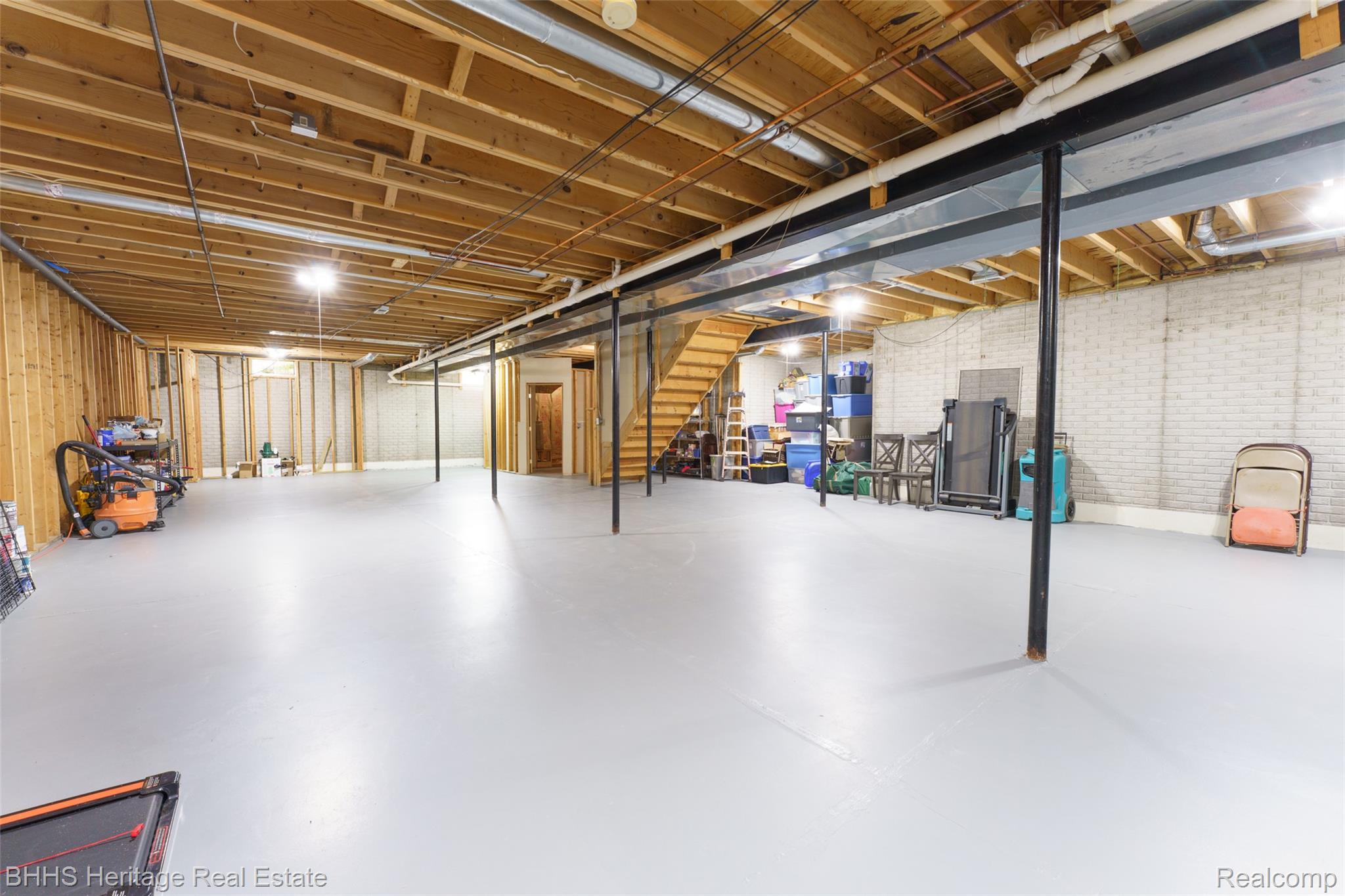 Handy Township, Michigan 48836, United States, 3 Bedrooms Bedrooms, ,4 BathroomsBathrooms,Residential,Active,161141