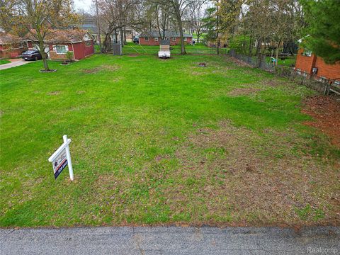 835 N Karle Street Westland City MI 48185