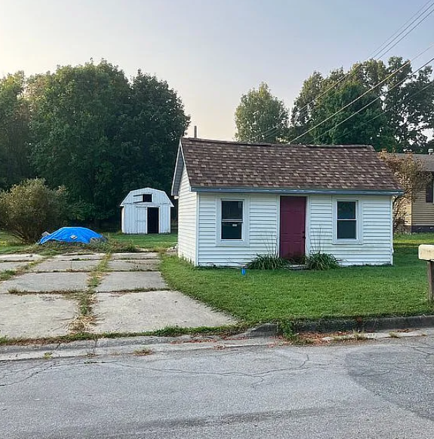 Listing image 1