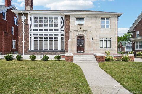 2254 CHICAGO Boulevard Detroit City MI 48206