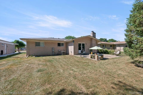 Tiny photo for 3053 Belcher Drive, Sterling Heights City, MI 48310 (MLS # 20261068608)
