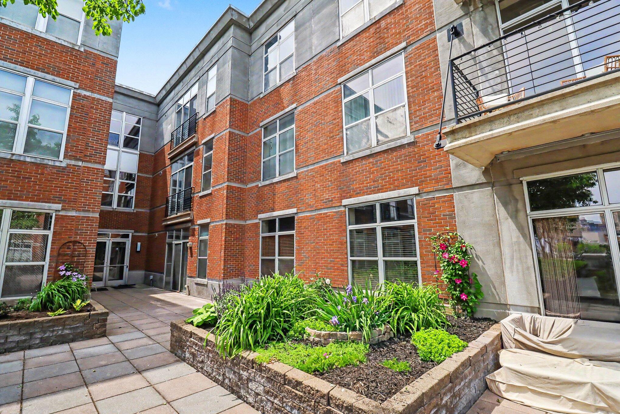 66 Winder Street 339