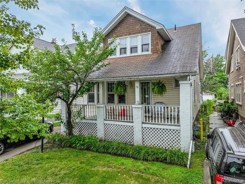 1417 Beaconsfield Avenue Grosse Pointe City MI 48230