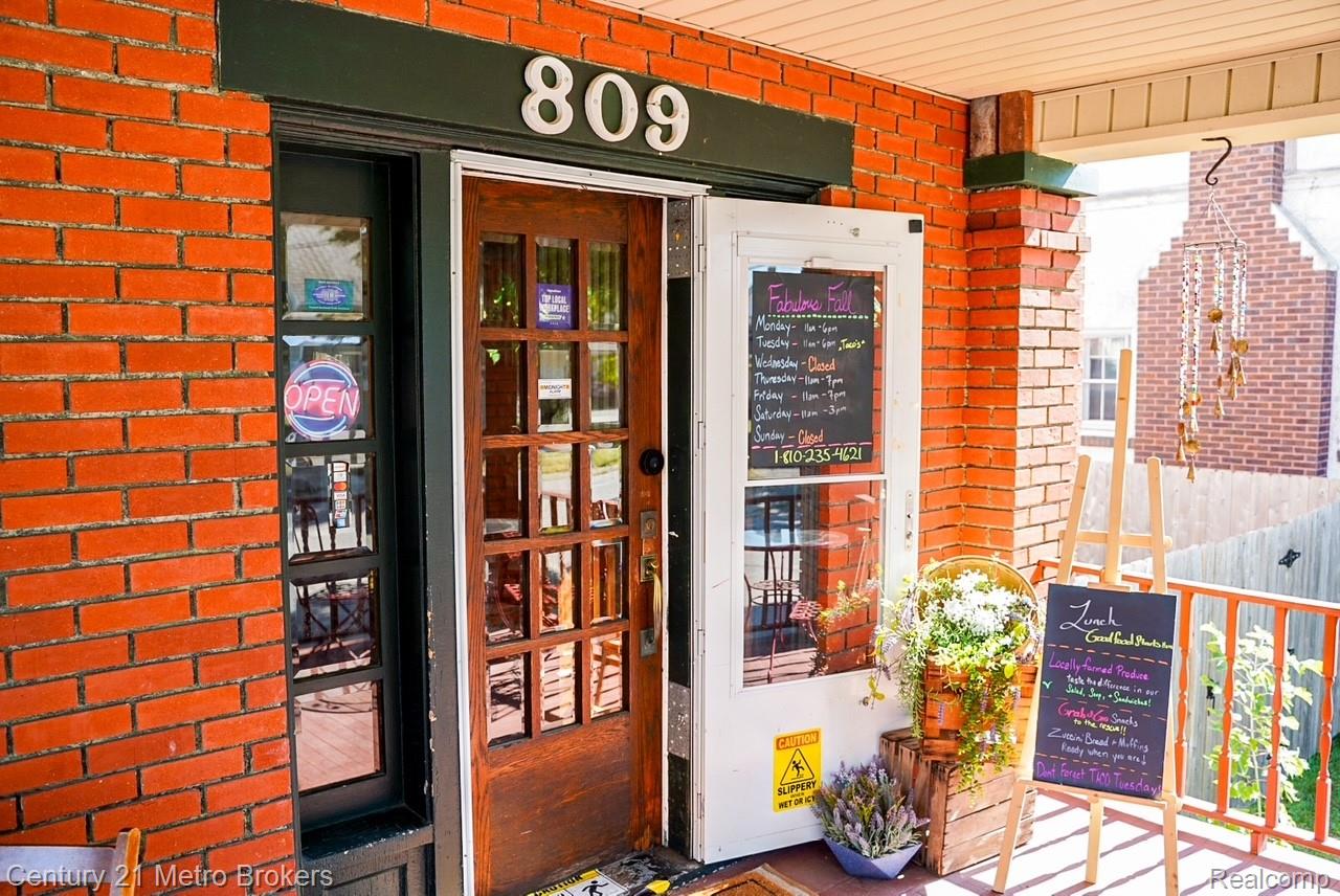 809 Church Street