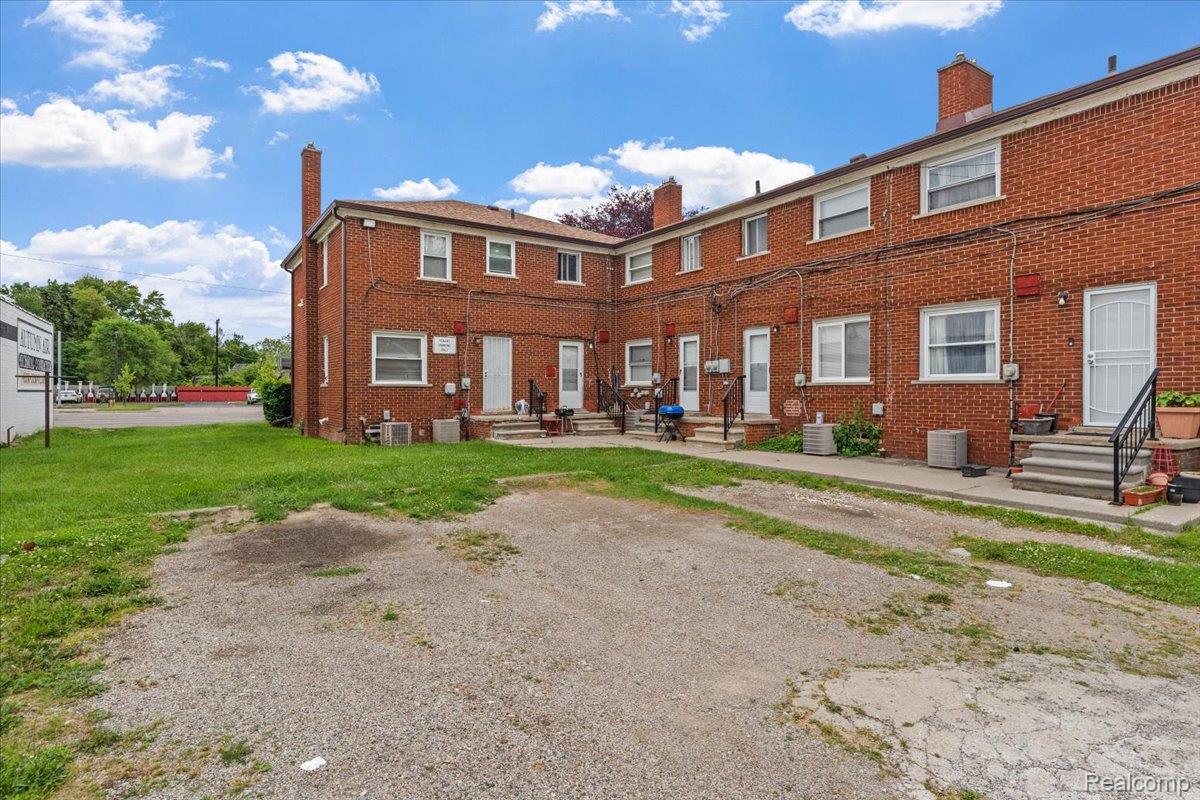 20801 Plymouth Road