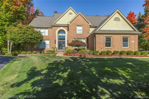 6986 Crosswell Drive West Bloomfield Charter Township MI 48322