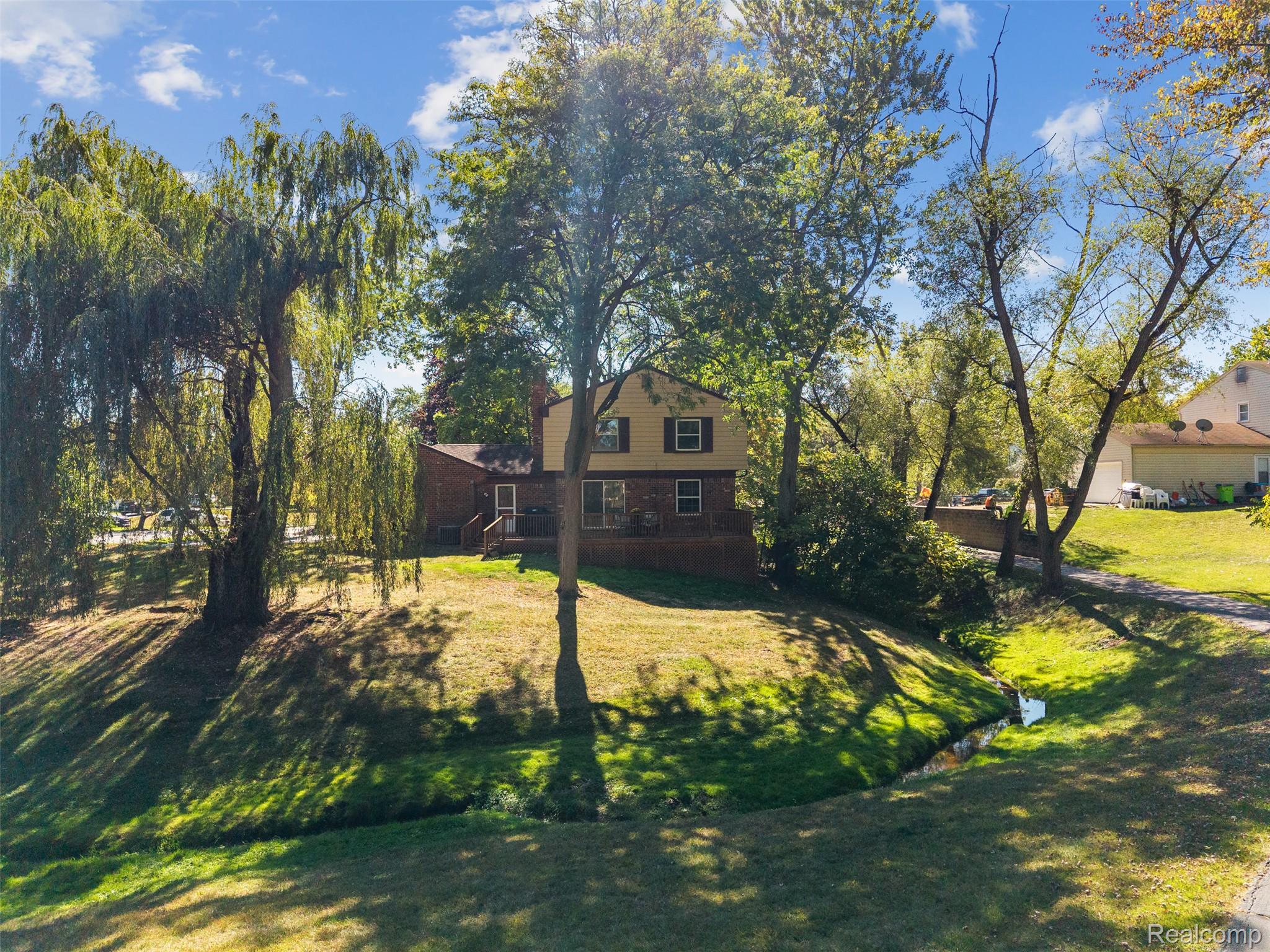 4245 Old Dominion Drive