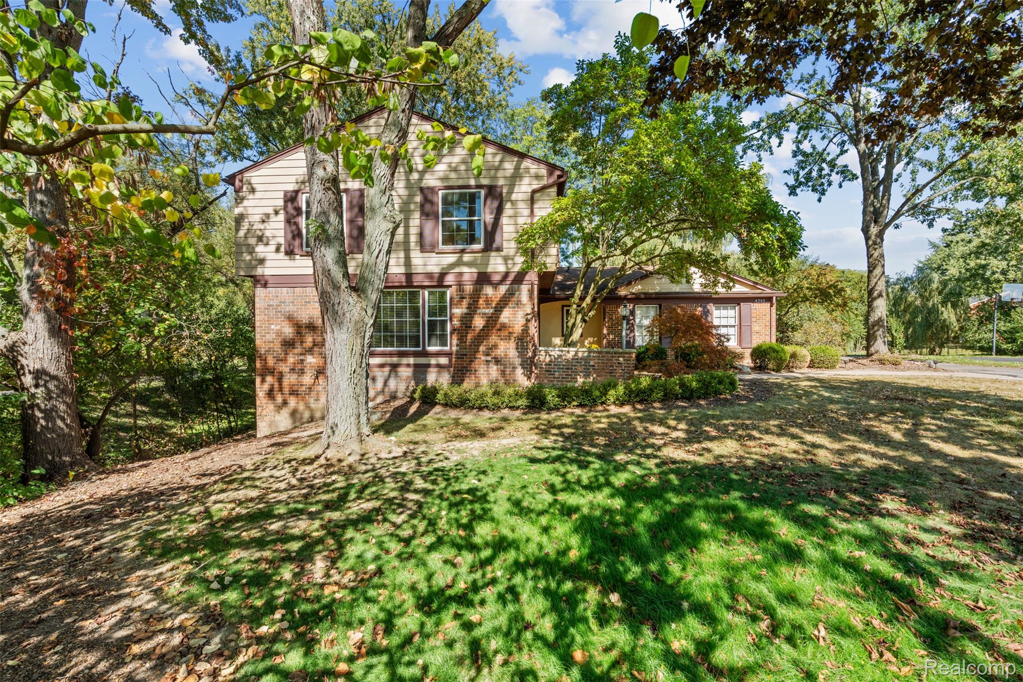 4245 Old Dominion Drive