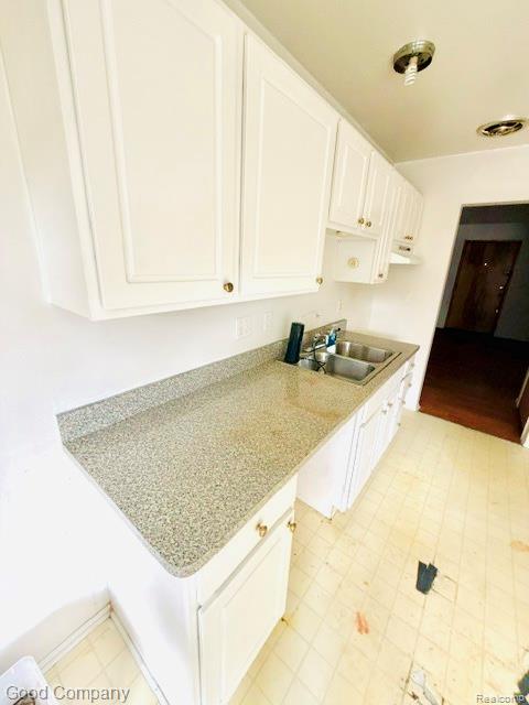 8401 18 Mile Road 238