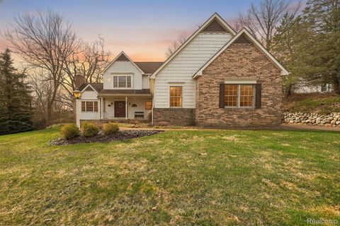 7798 Lee Road Hamburg Township MI 48116