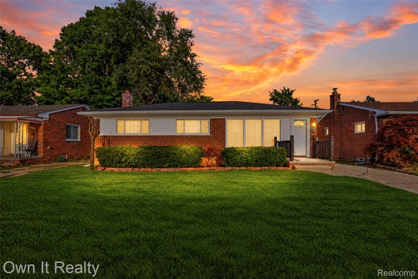 18266 MACARTHUR, REDFORD, MI 48240 - Image ea53870e4460b2a559c555e67fbfc331/3226447204