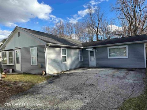 Tiny photo for 4654 King Street, Saginaw City, MI 48601 (MLS # 61050201456)