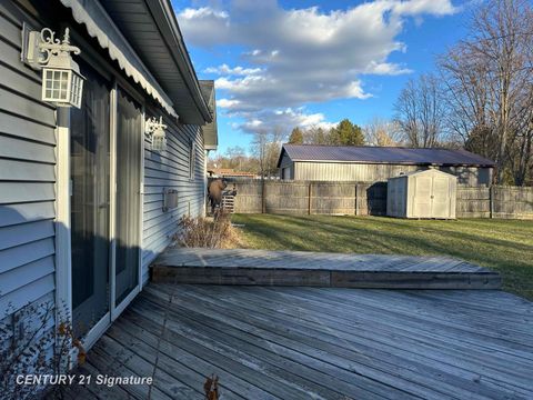 Tiny photo for 4654 King Street, Saginaw City, MI 48601 (MLS # 61050201456)