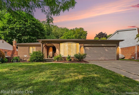 5849 BINGHAM DR, TROY, MI 48085 - Image ea6022bb221565b58cd0a462734106df/2084882010