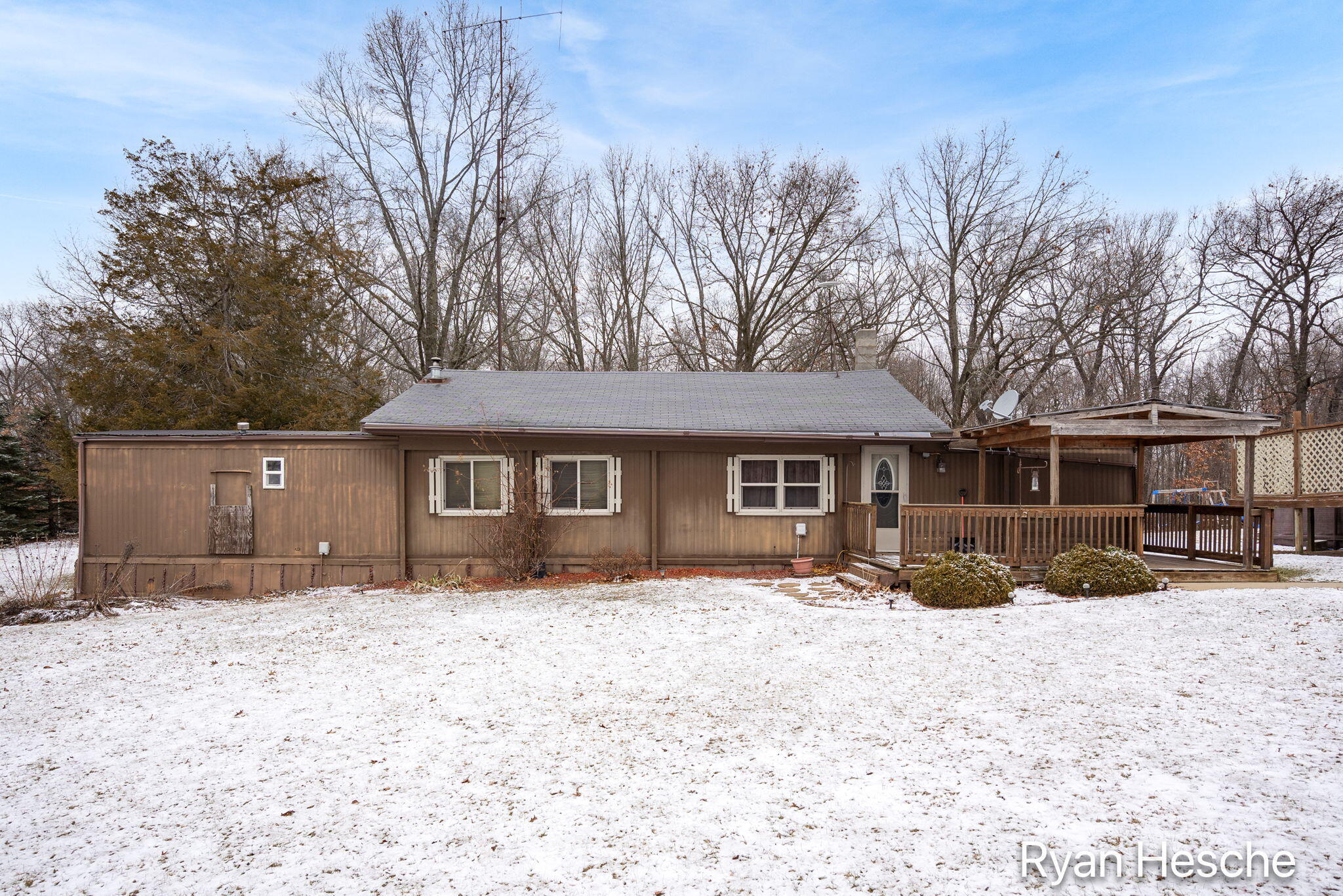 8351 Goodwin Road