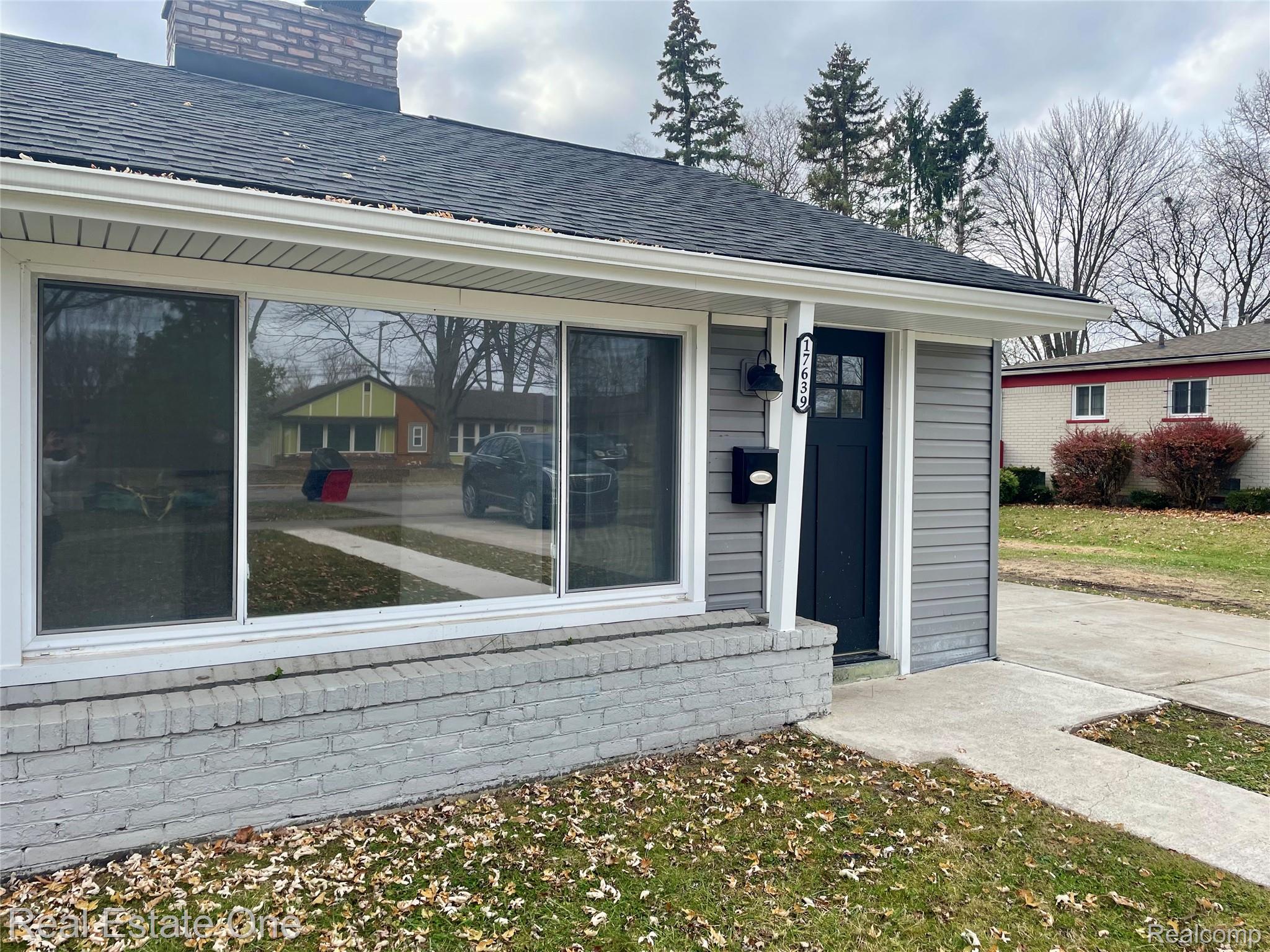 17639 Addison Street