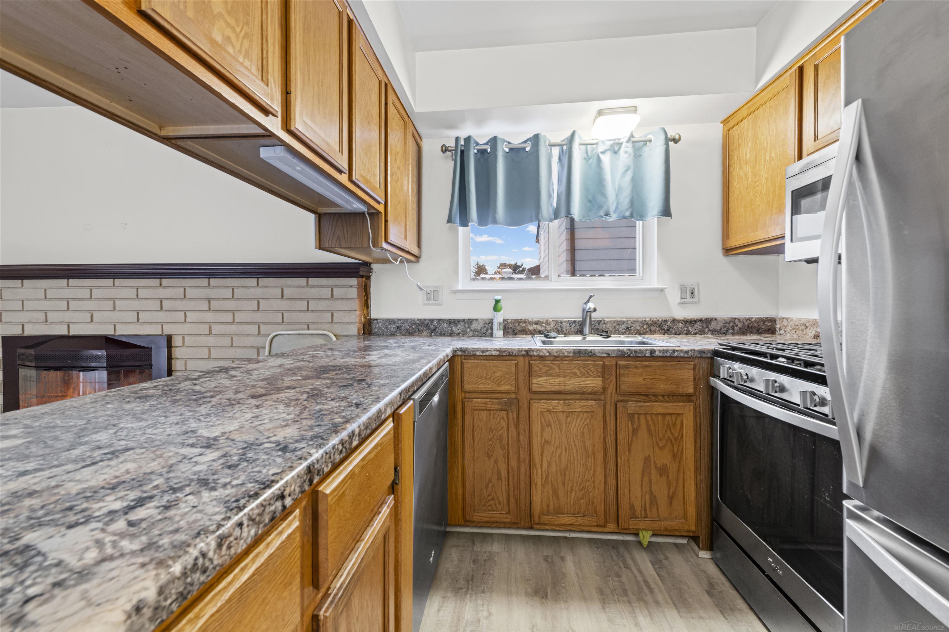 15025 Annapolis Drive