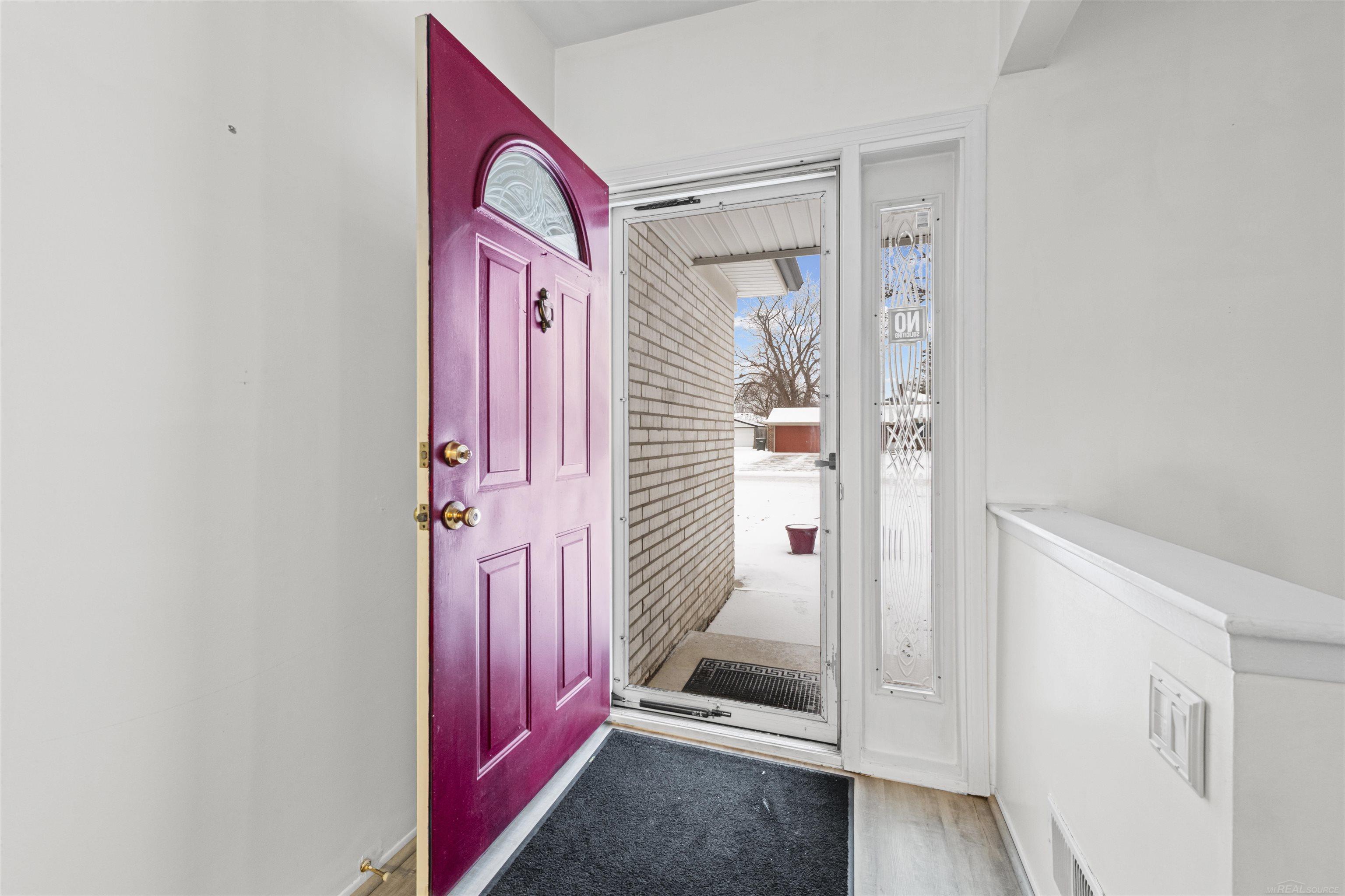 15025 Annapolis Drive