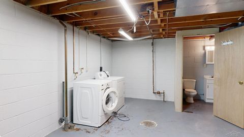 Tiny photo for 3550 Weiss Street, Saginaw Charter Township, MI 48602 (MLS # 61050201467)