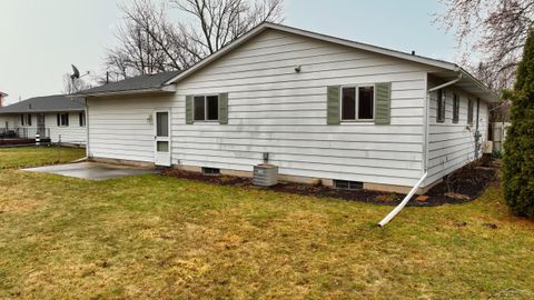 Tiny photo for 3550 Weiss Street, Saginaw Charter Township, MI 48602 (MLS # 61050201467)