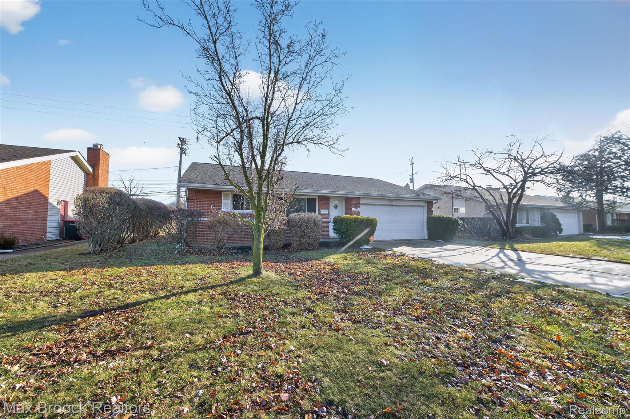 27900 E Larkmoor Street