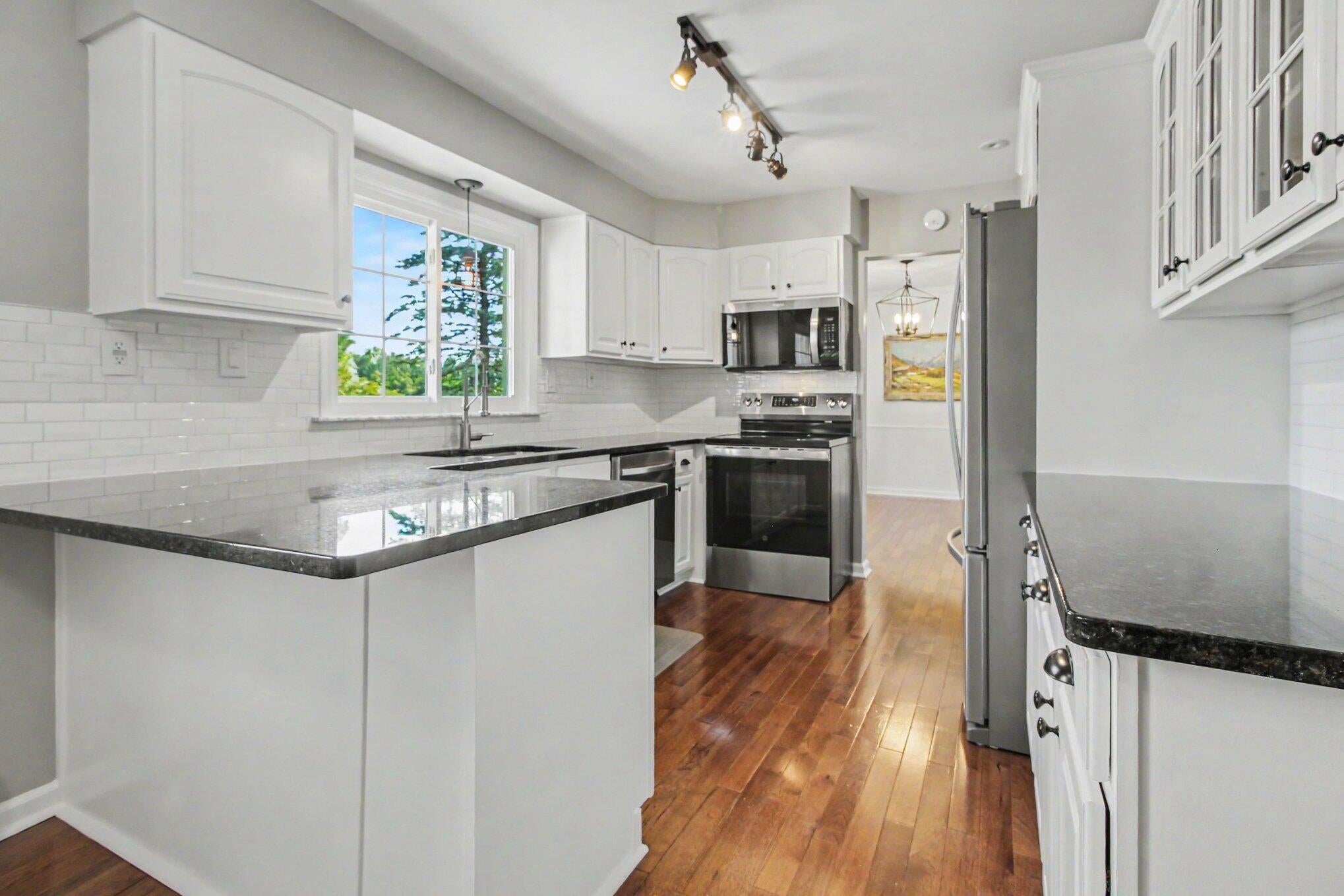 6381 Merritt Road