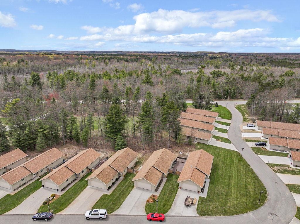 9811 Deer Track Court