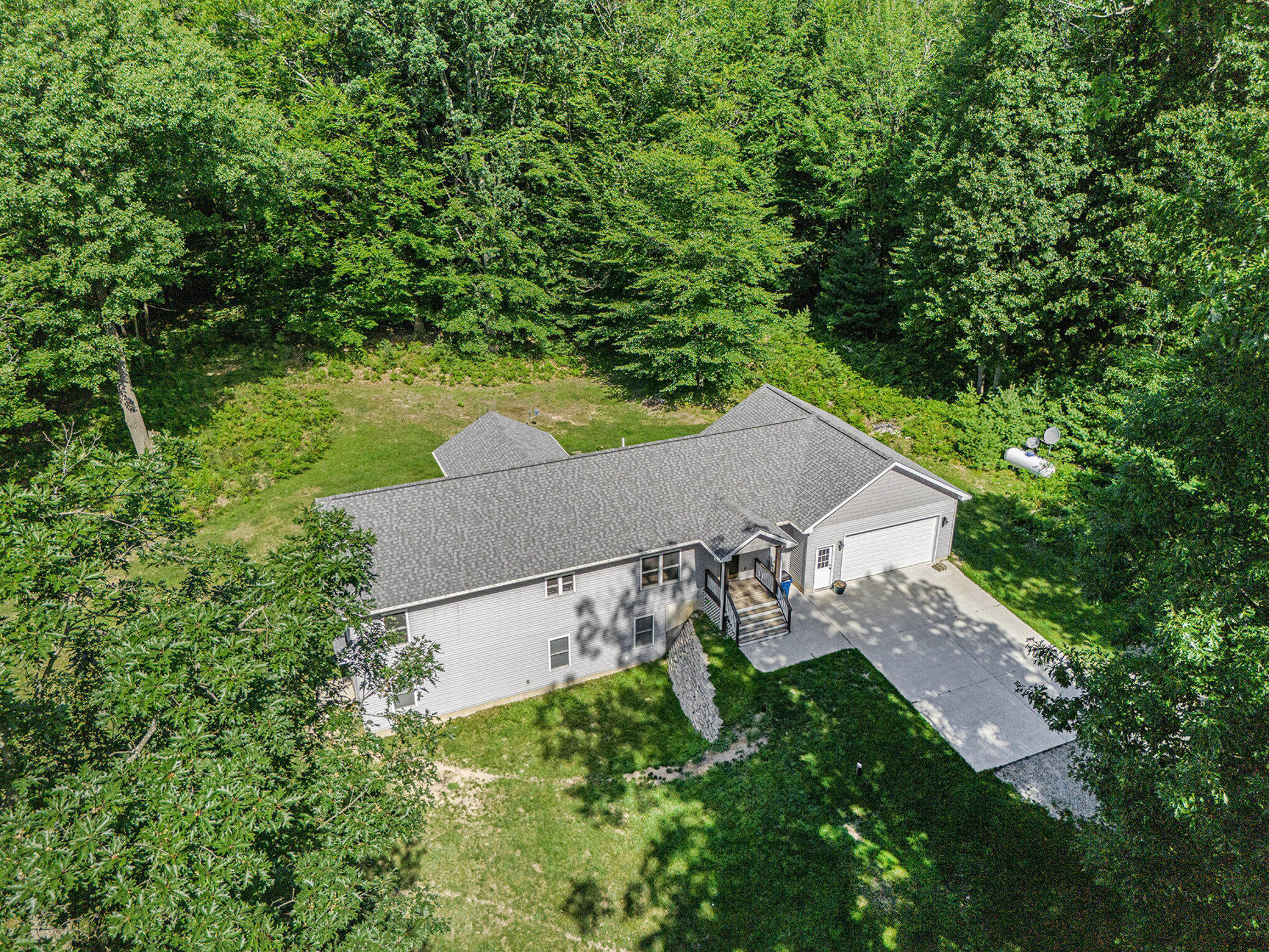 3984 Linke Road