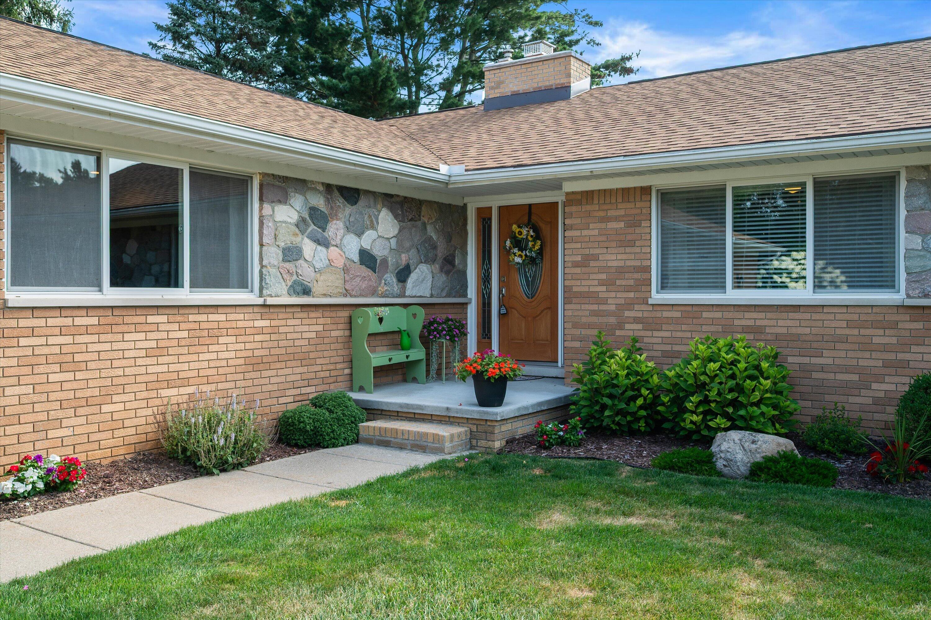 1161 Fox Hills Drive