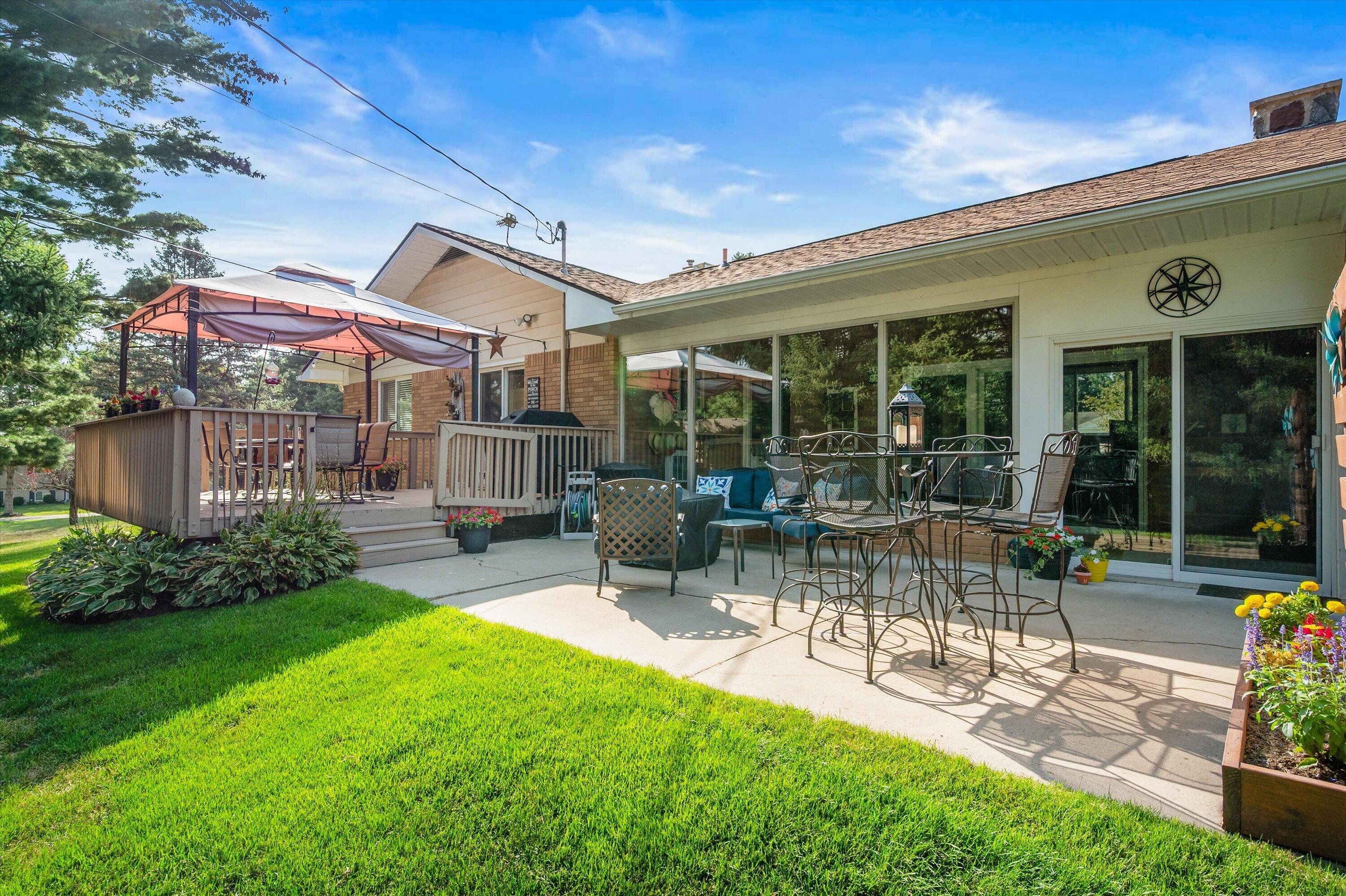 1161 Fox Hills Drive